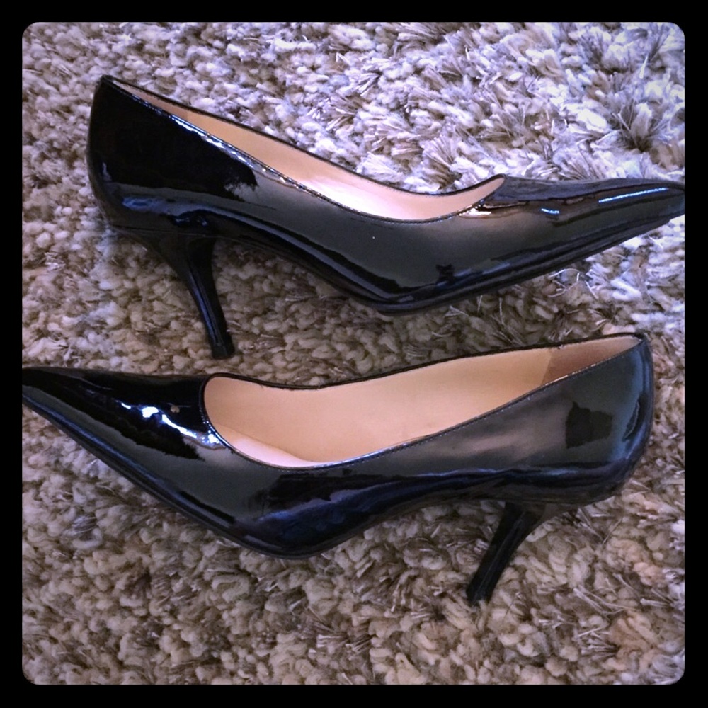 Reposhed—pointed toe heels